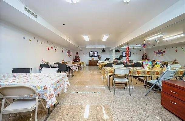 Brooklyn, NY 11220,462 52nd ST #C2