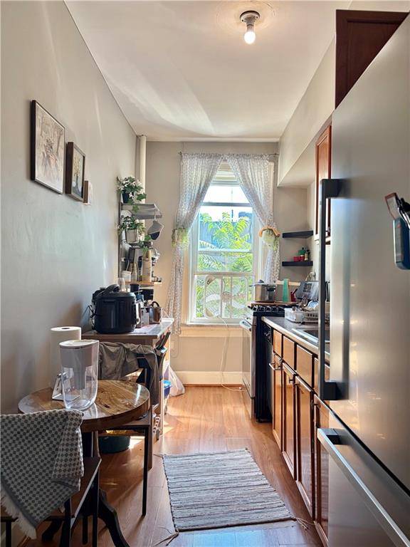 Brooklyn, NY 11223,290 Kings HWY