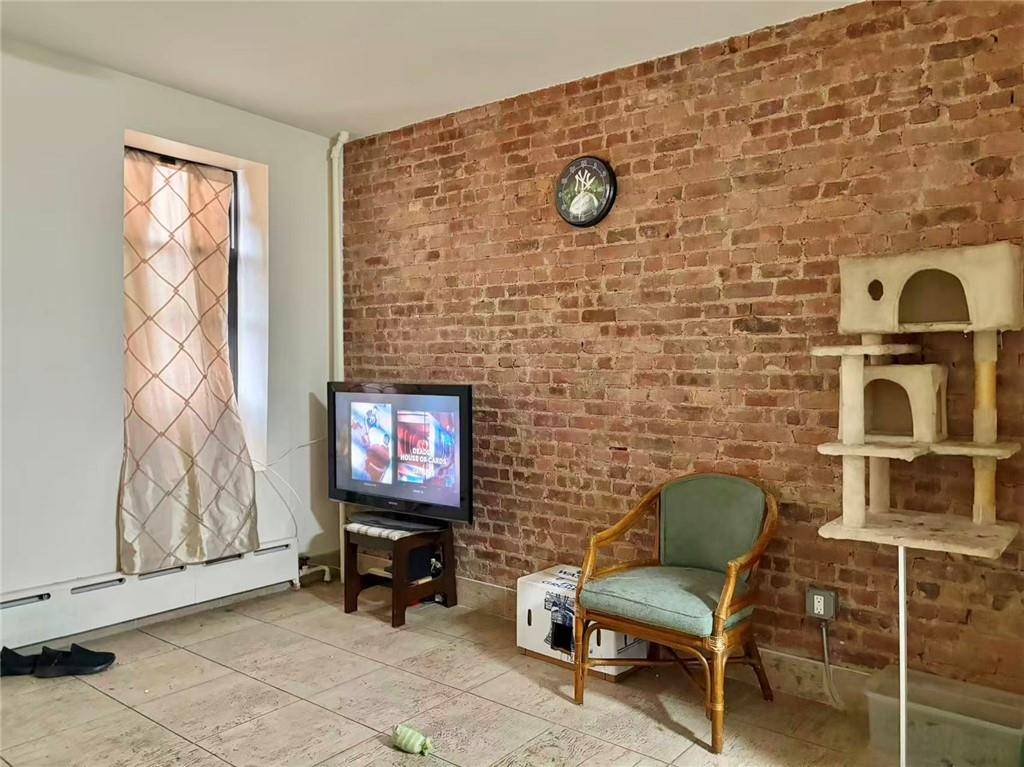 Brooklyn, NY 11219,6603 13th AVE