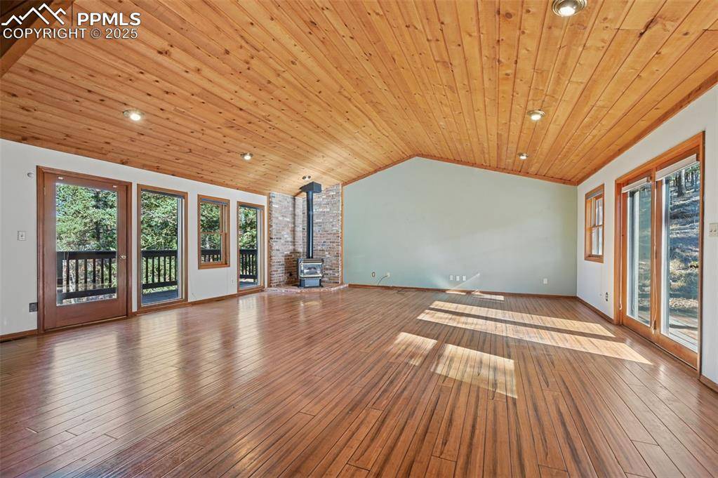 Woodland Park, CO 80863,1043 Kings Crown RD