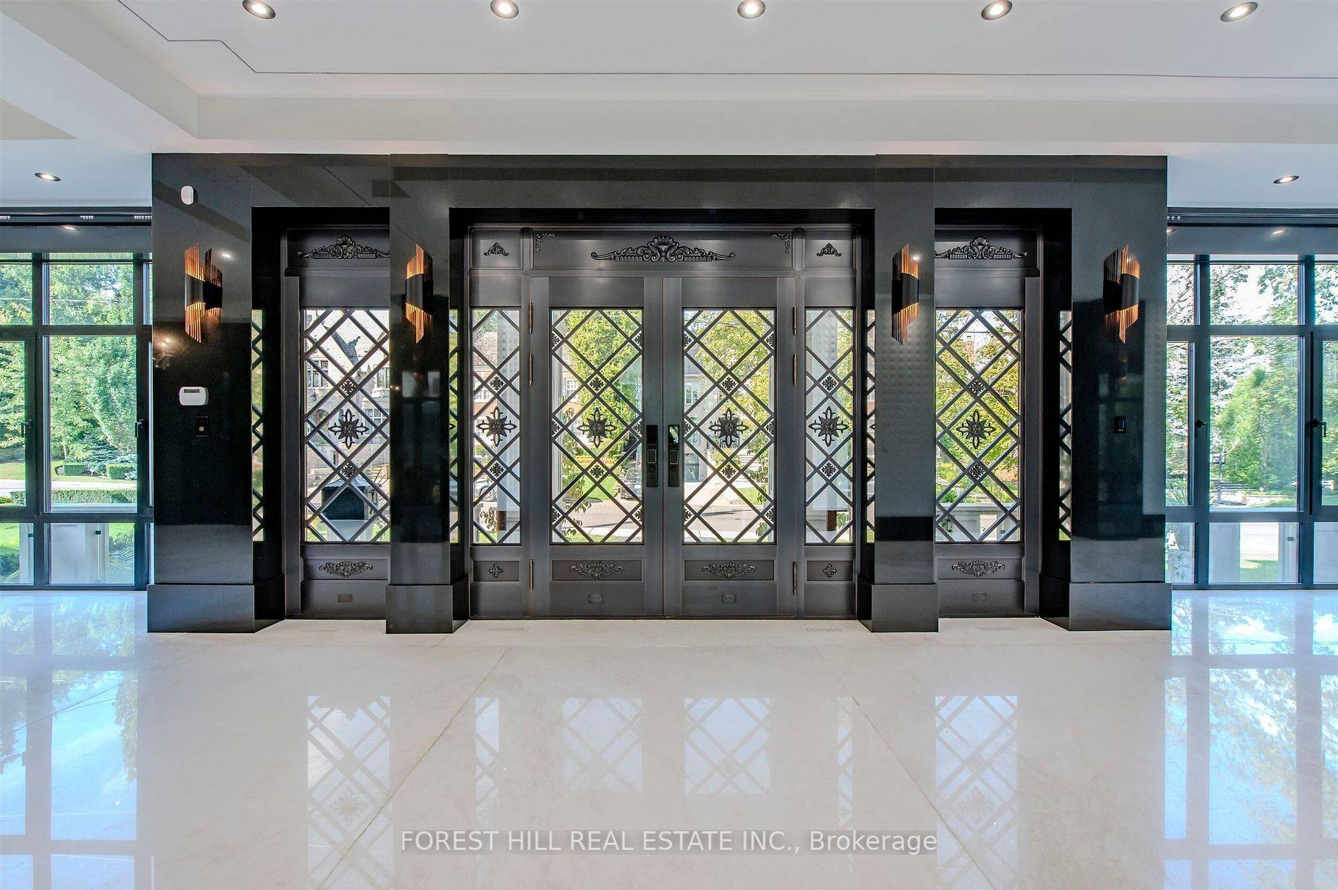 Toronto C03, ON M5P 2T1,505 Russell Hill RD