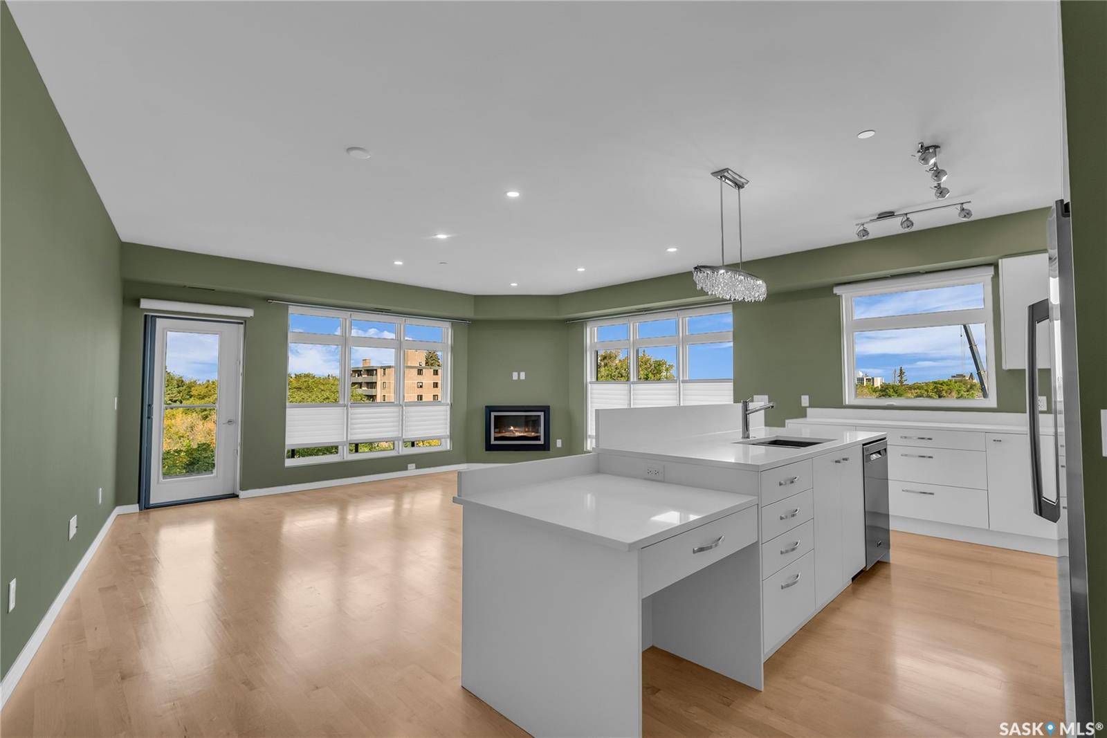 Saskatoon, SK S7N 1B7,922 Broadway AVENUE #501