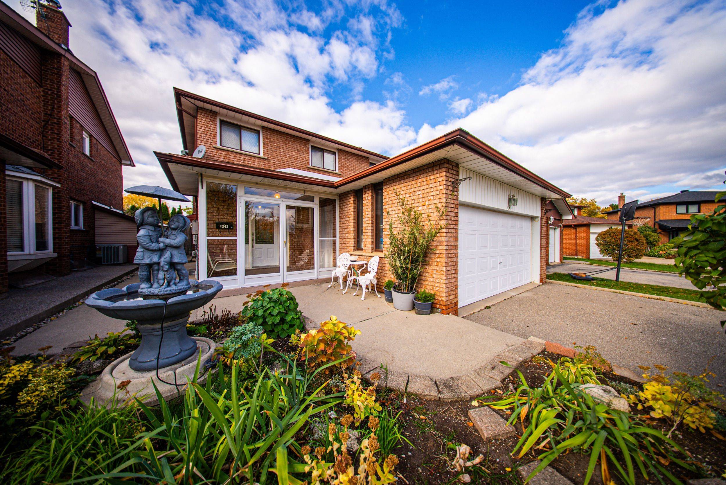 Mississauga, ON L4Z 1N6,4343 Alta CT