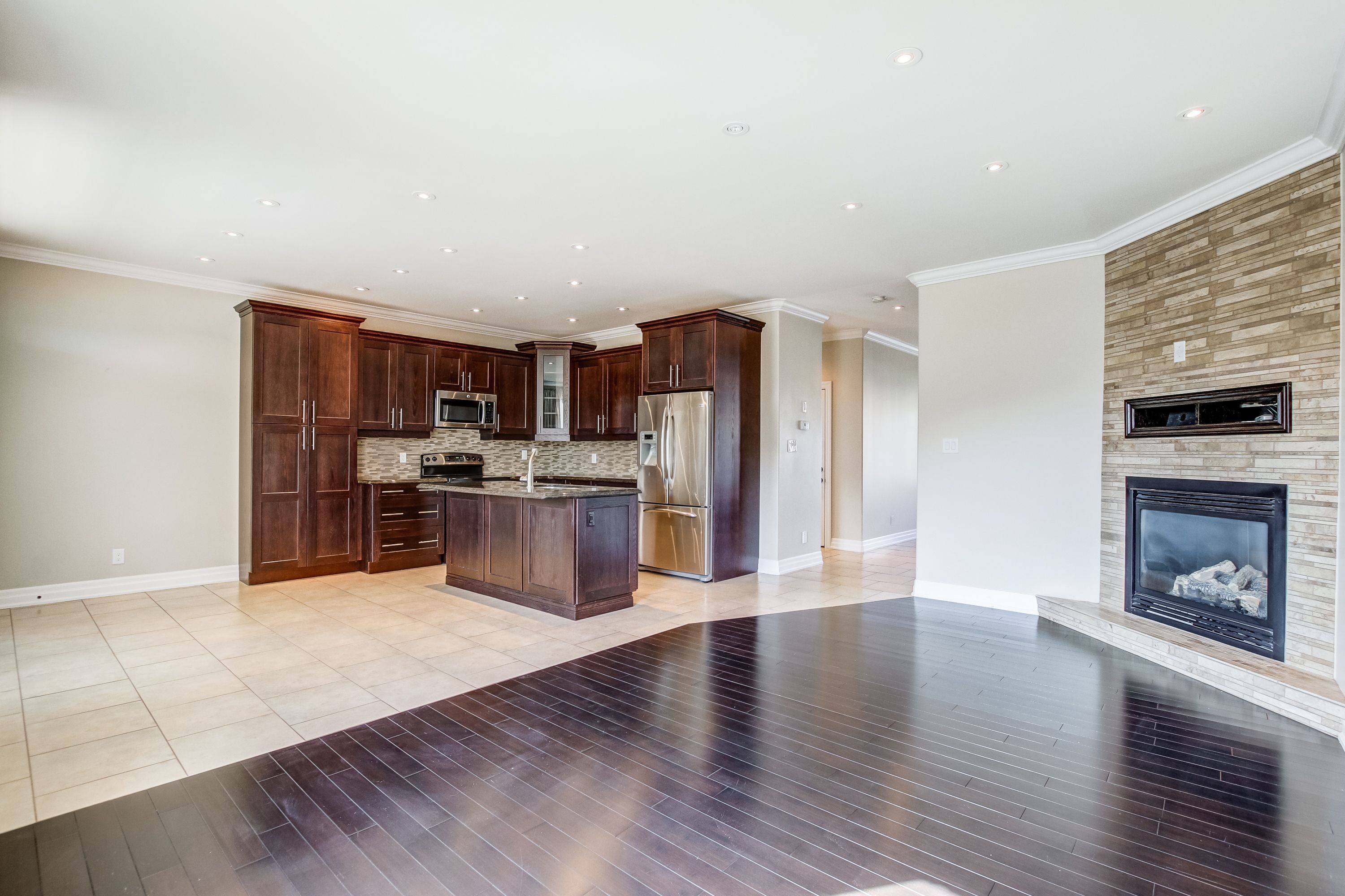 Niagara Falls, ON L2H 0G4,5784 Ironwood ST