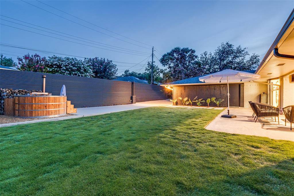 Dallas, TX 75230,7154 Grand Oaks Road