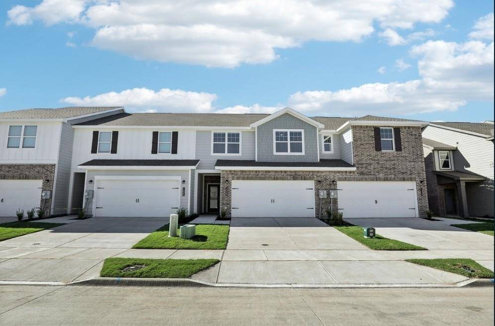 Cedar Hill, TX 75104,917 Penrose