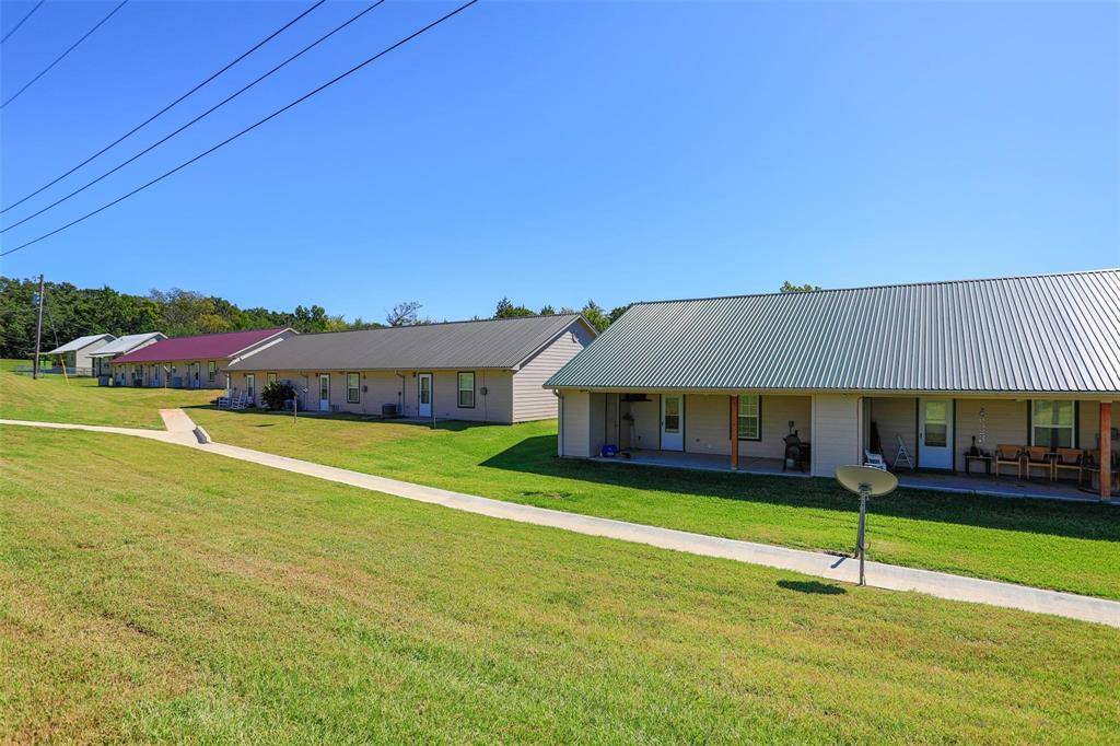 Oak Ridge, TX 76240,716 ROCKY RIDGE FLATTS Road