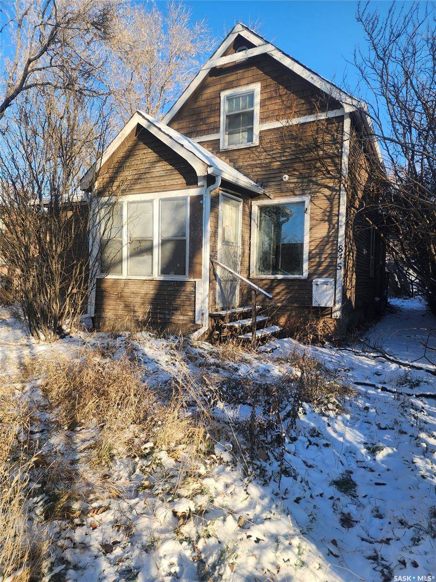 Regina, SK S4N 3J1,845 EDGAR STREET