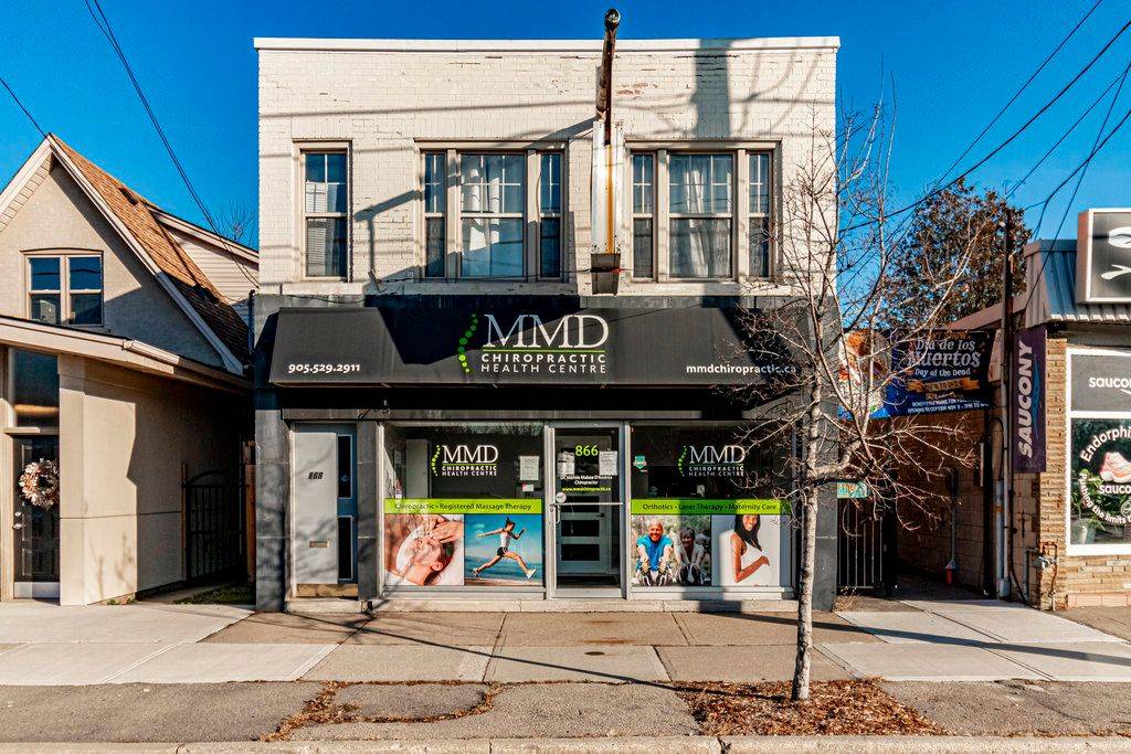 Hamilton, ON L8S 1K3,864-868 King ST W