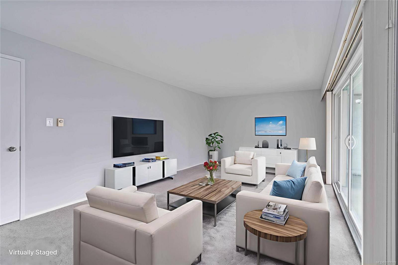 Saanich, BC V9A 1M4,190 Gorge Rd W #401