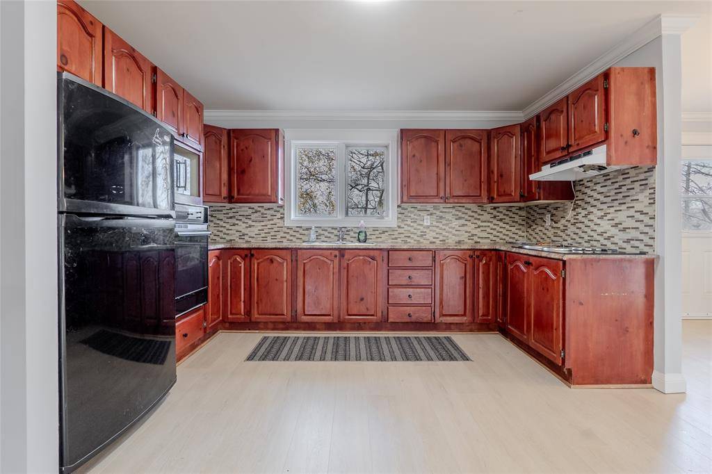 Holyrood, NL A0A 4L0,9 Ridge Road