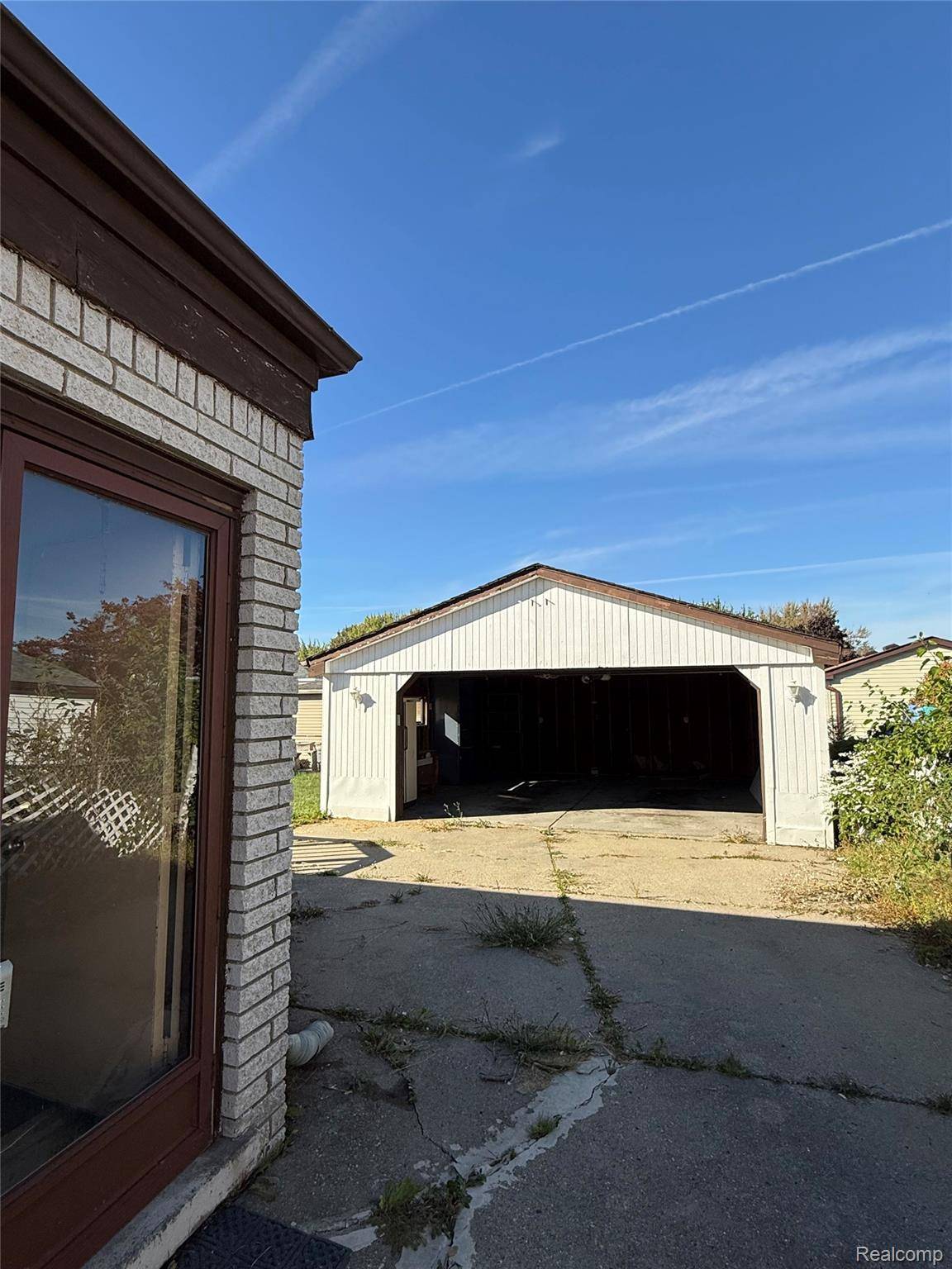 Roseville, MI 48066,16067 Secretariat AVE