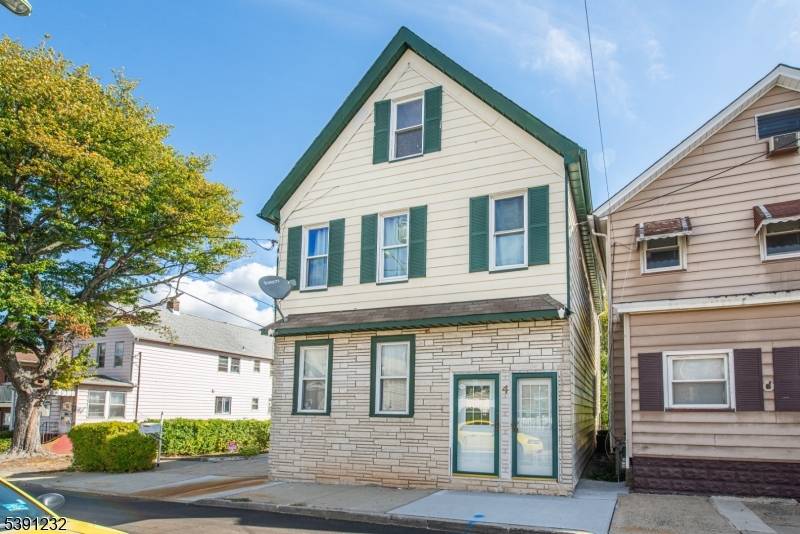 Carteret Boro, NJ 07008,4 Lefferts St