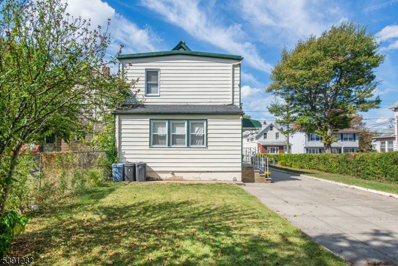 Carteret Boro, NJ 07008,4 Lefferts St