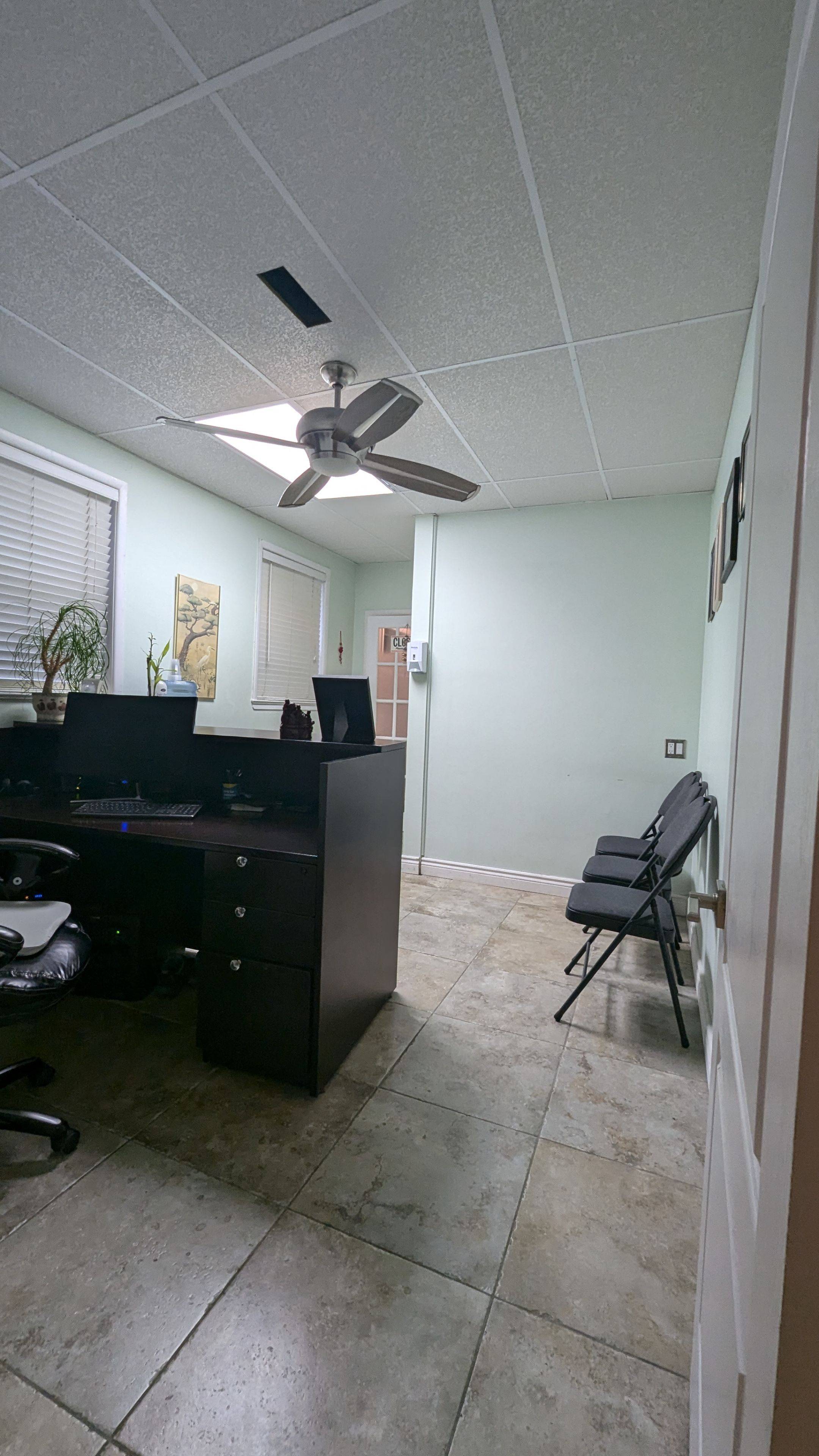 Mississauga, ON L5M 1L4,205 Queen ST S