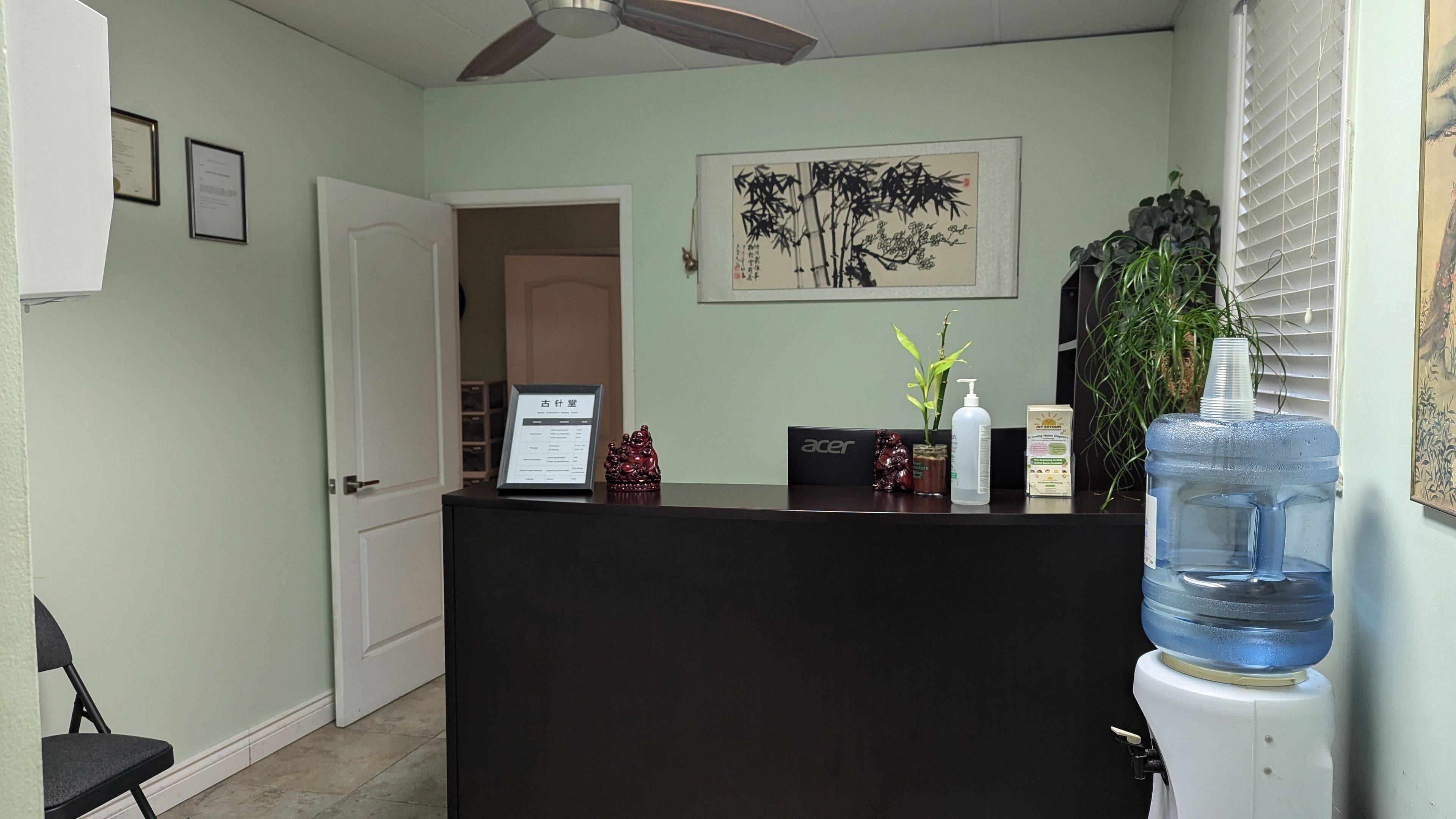 Mississauga, ON L5M 1L4,205 Queen ST S