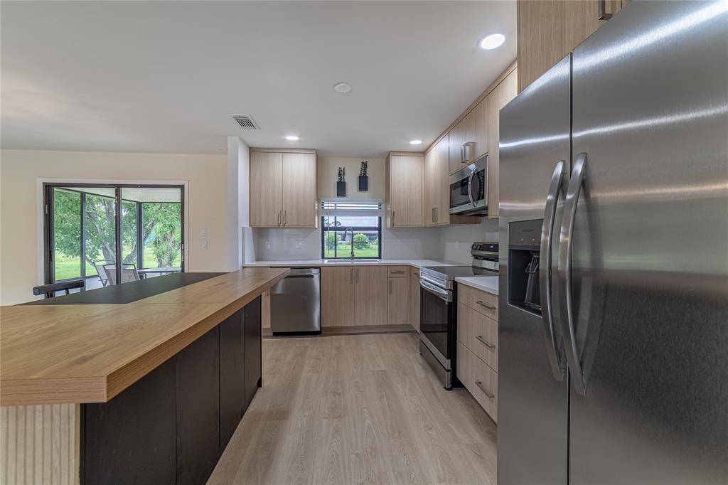 Port St Lucie, FL 34953,1226 SW Emerald Avenue