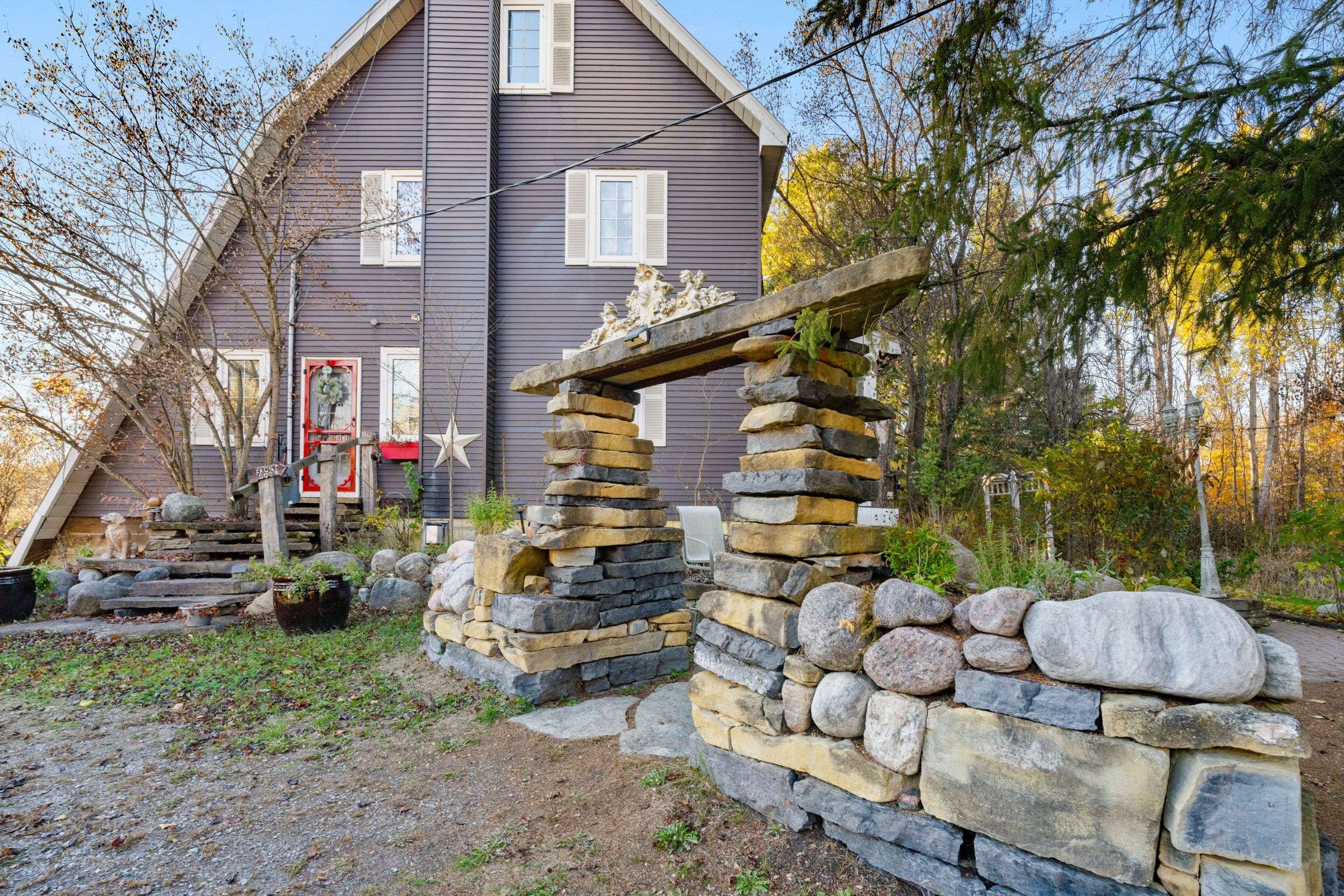 North Dundas, ON K0E 1S0,10295 Shaw RD