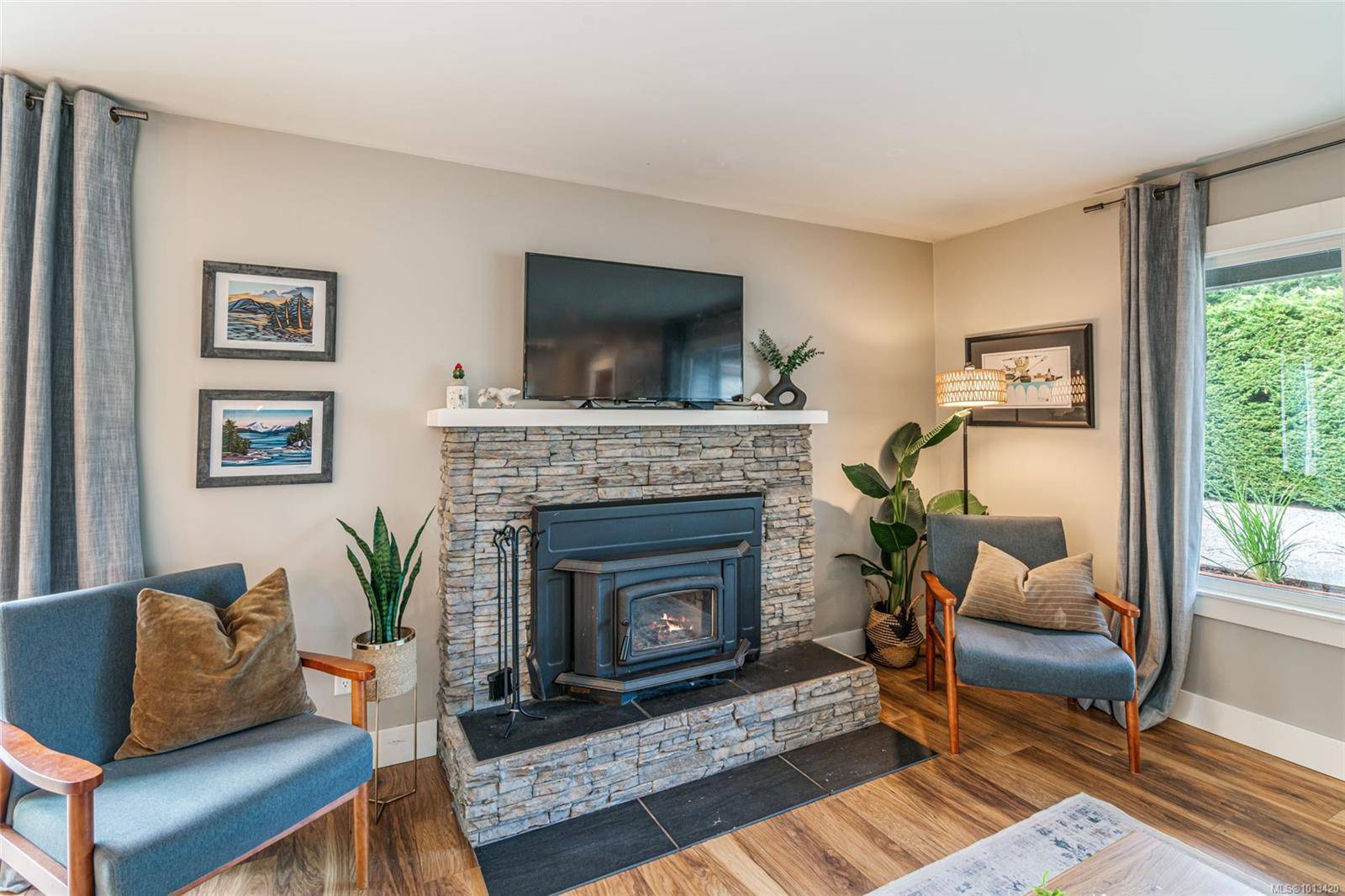 Nanaimo, BC V9T 2T9,3993 Uplands Dr