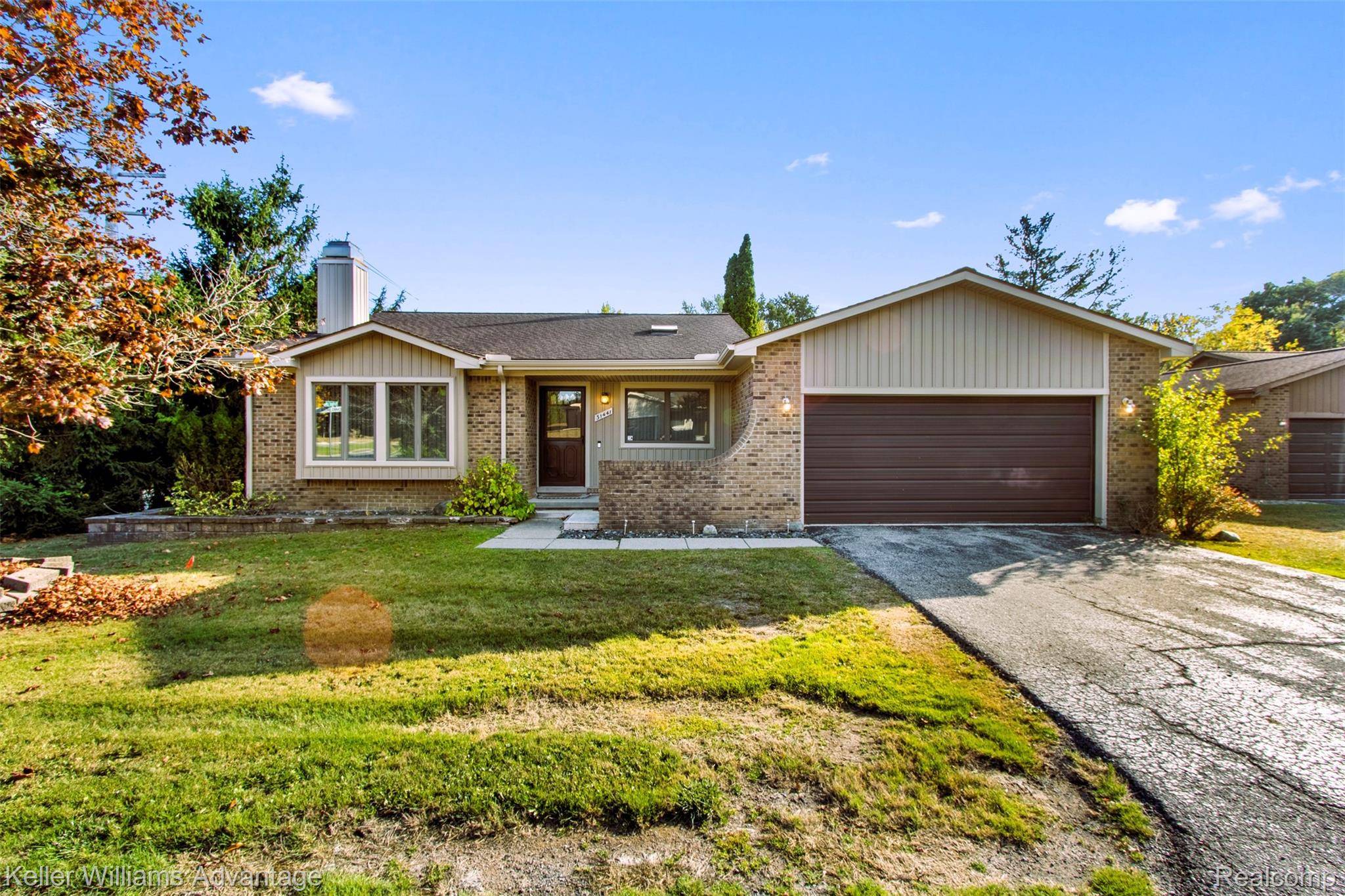 Farmington Hills, MI 48336,31441 Orchard Brook CT