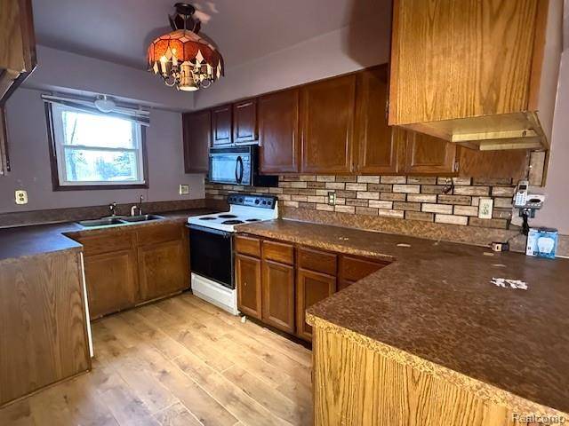 Metamora, MI 48455,3761 Sandy DR