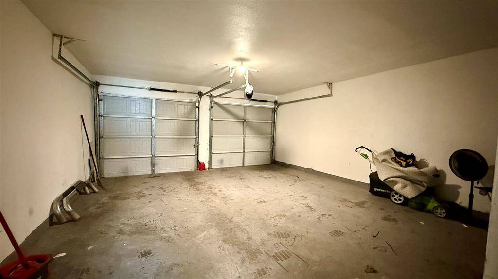 Fort Worth, TX 76119,4916 Eastover Avenue