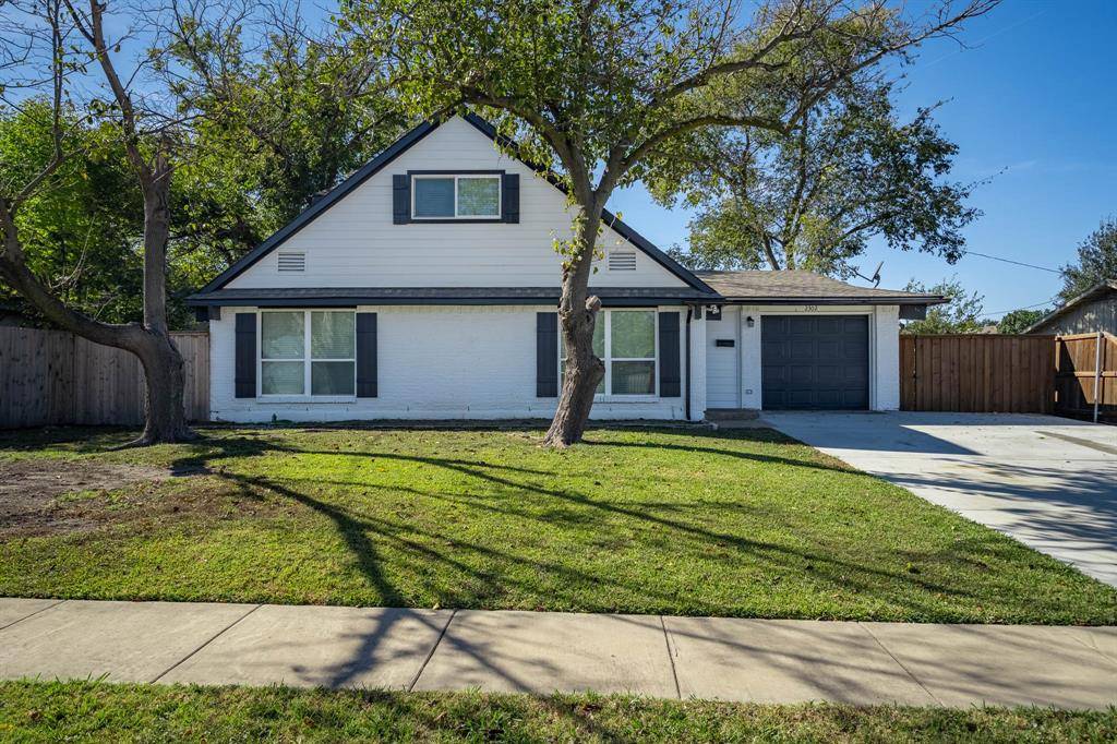 Carrollton, TX 75006,2302 Valleywood Drive