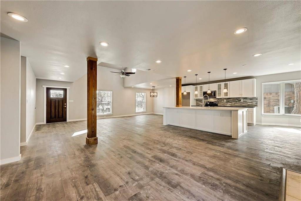 Dallas, TX 75229,10216 Carry Back Circle