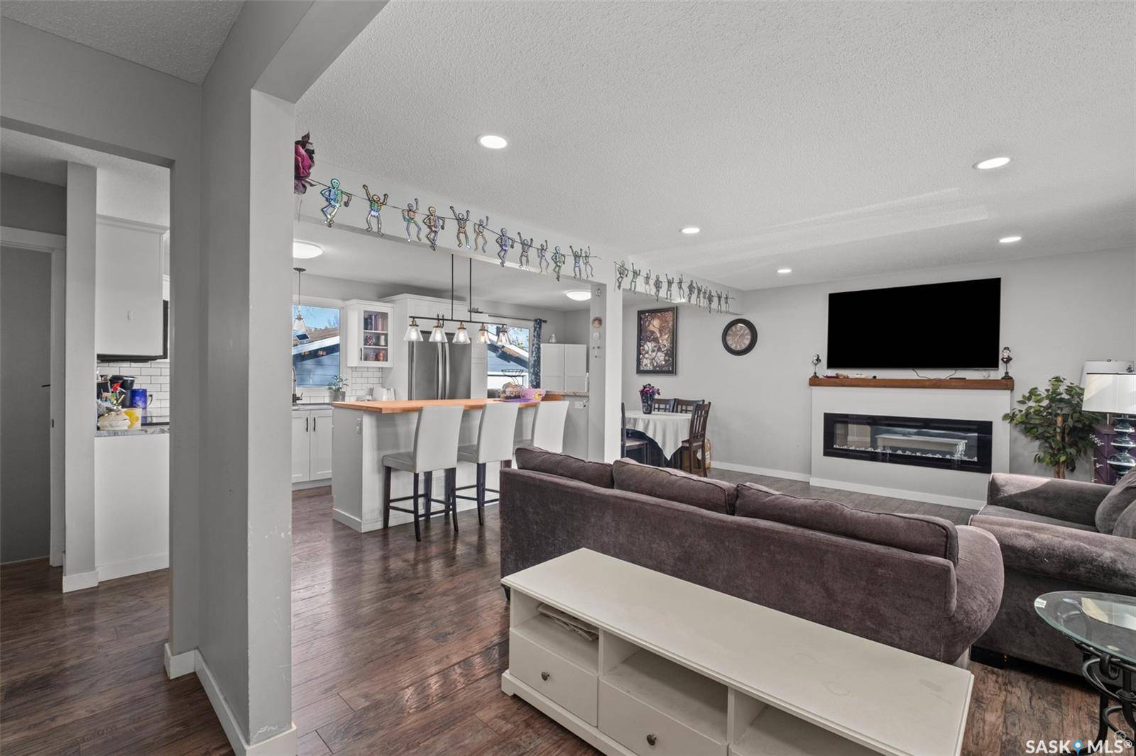 Prince Albert, SK S6V 2T5,724 Eastwood STREET