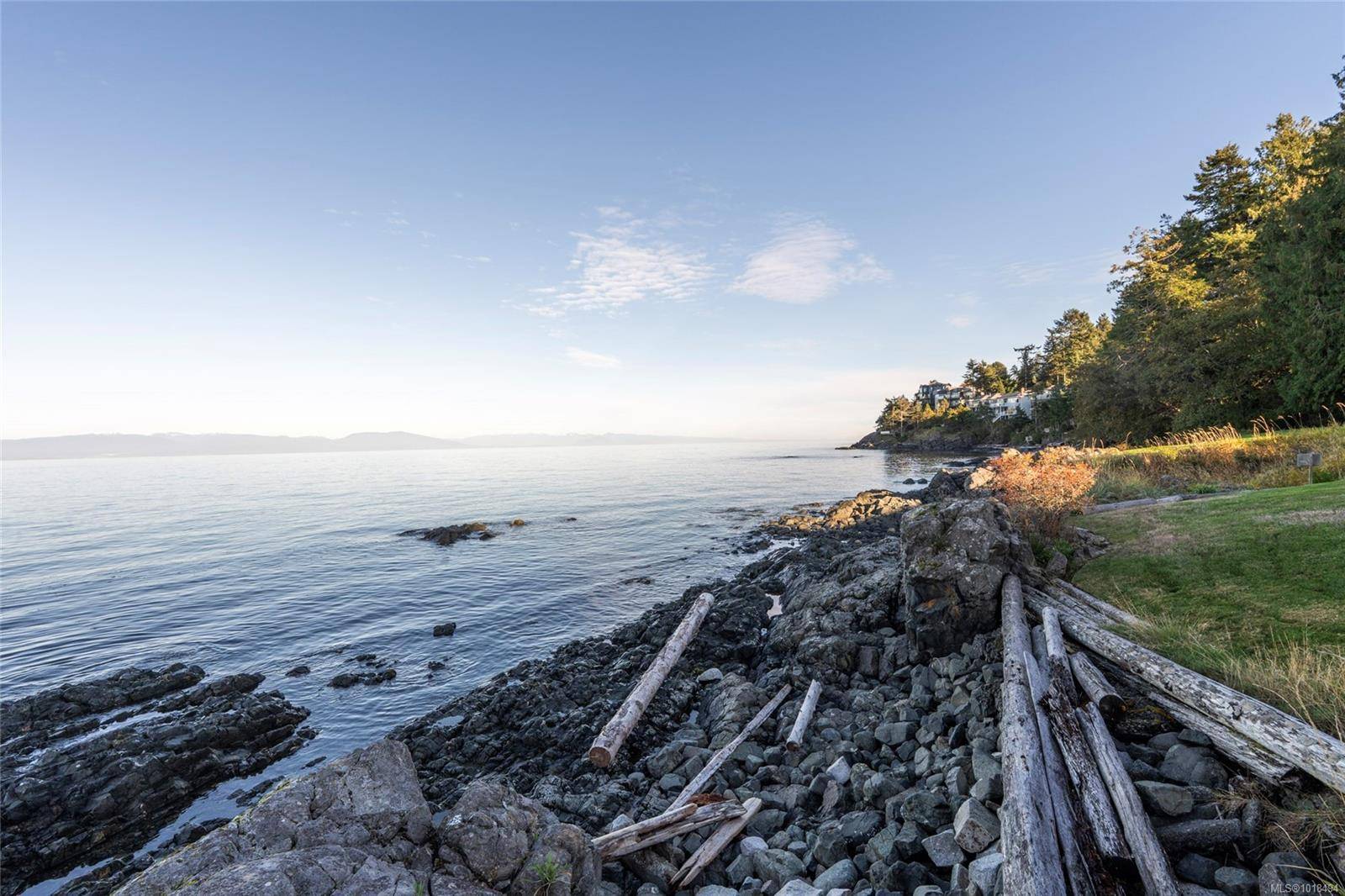 Nanaimo, BC V9V 1J1,5020/5010 Fillinger Cres