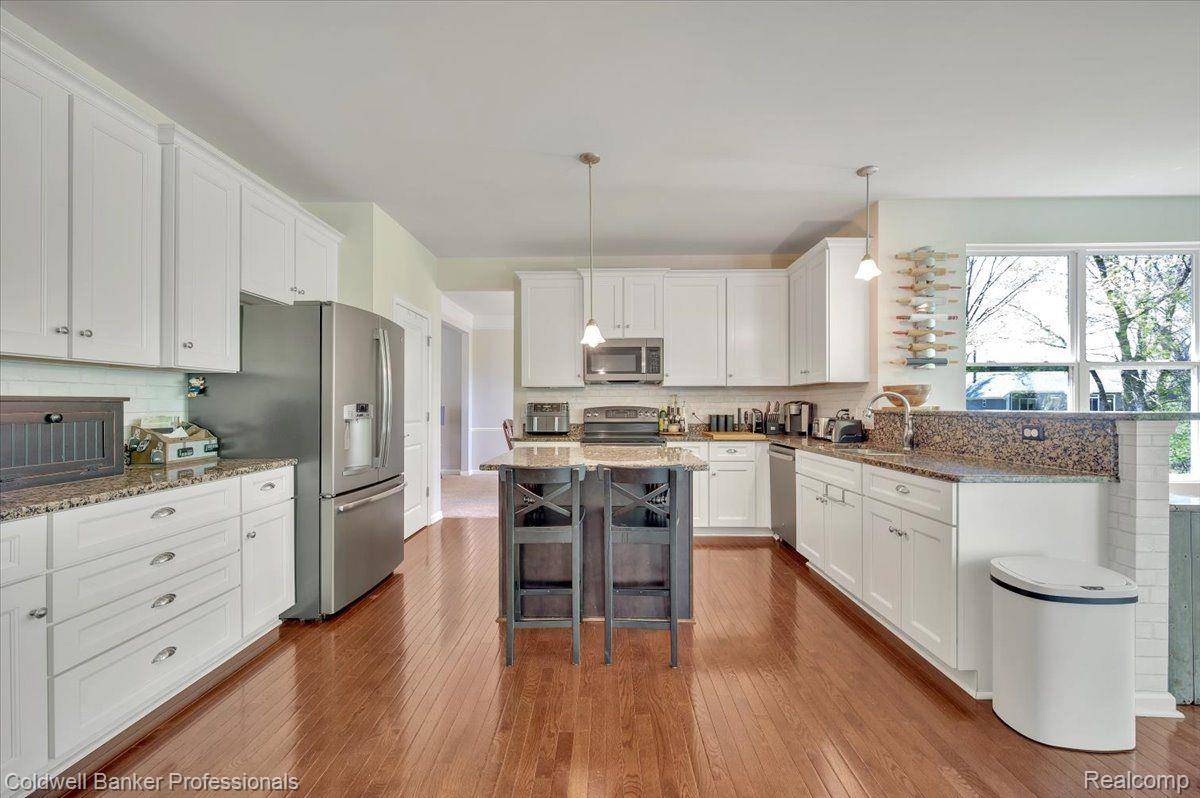 Oxford, MI 48371,1060 TINLEY BLVD