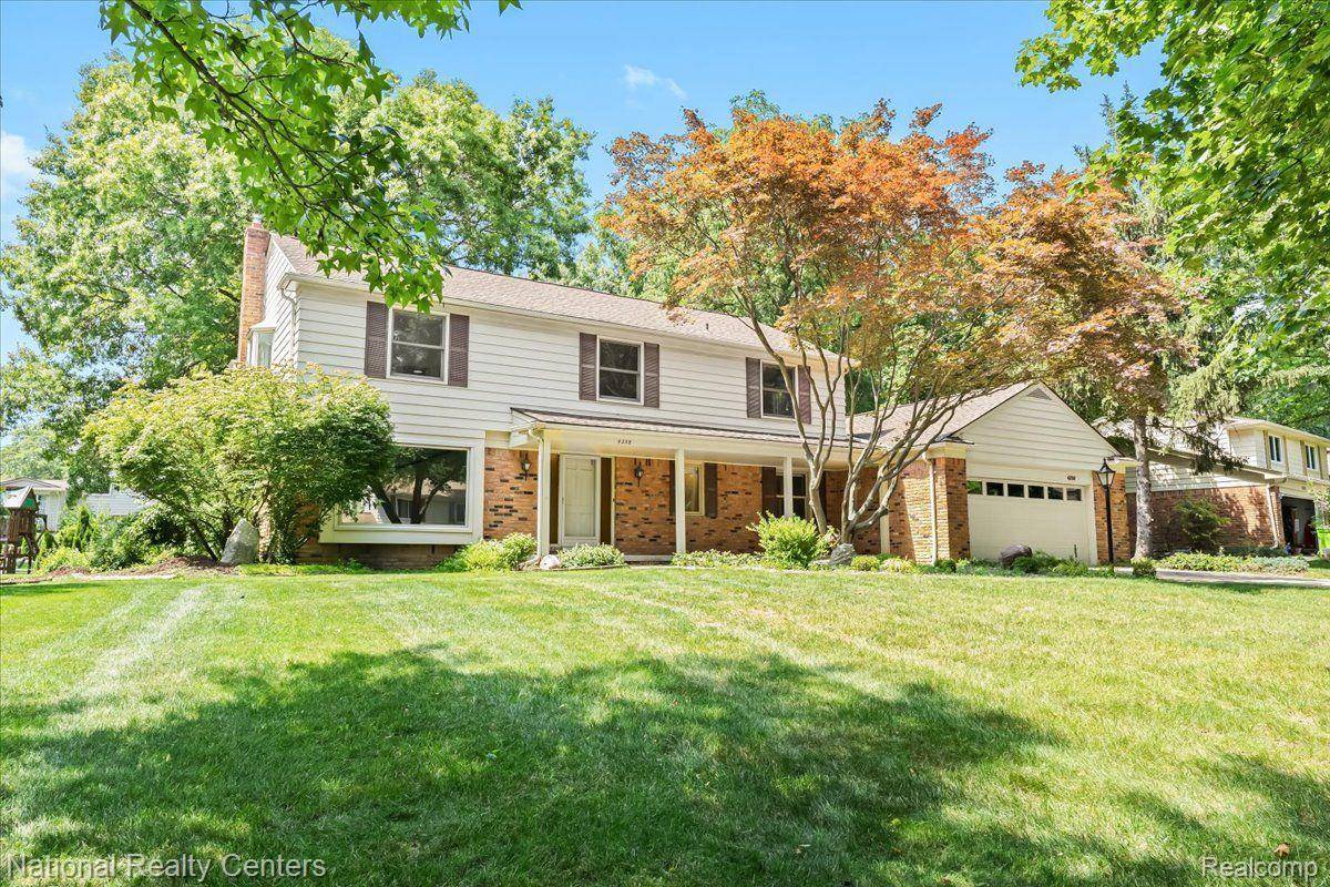 West Bloomfield, MI 48323,4258 WESTOVER DR