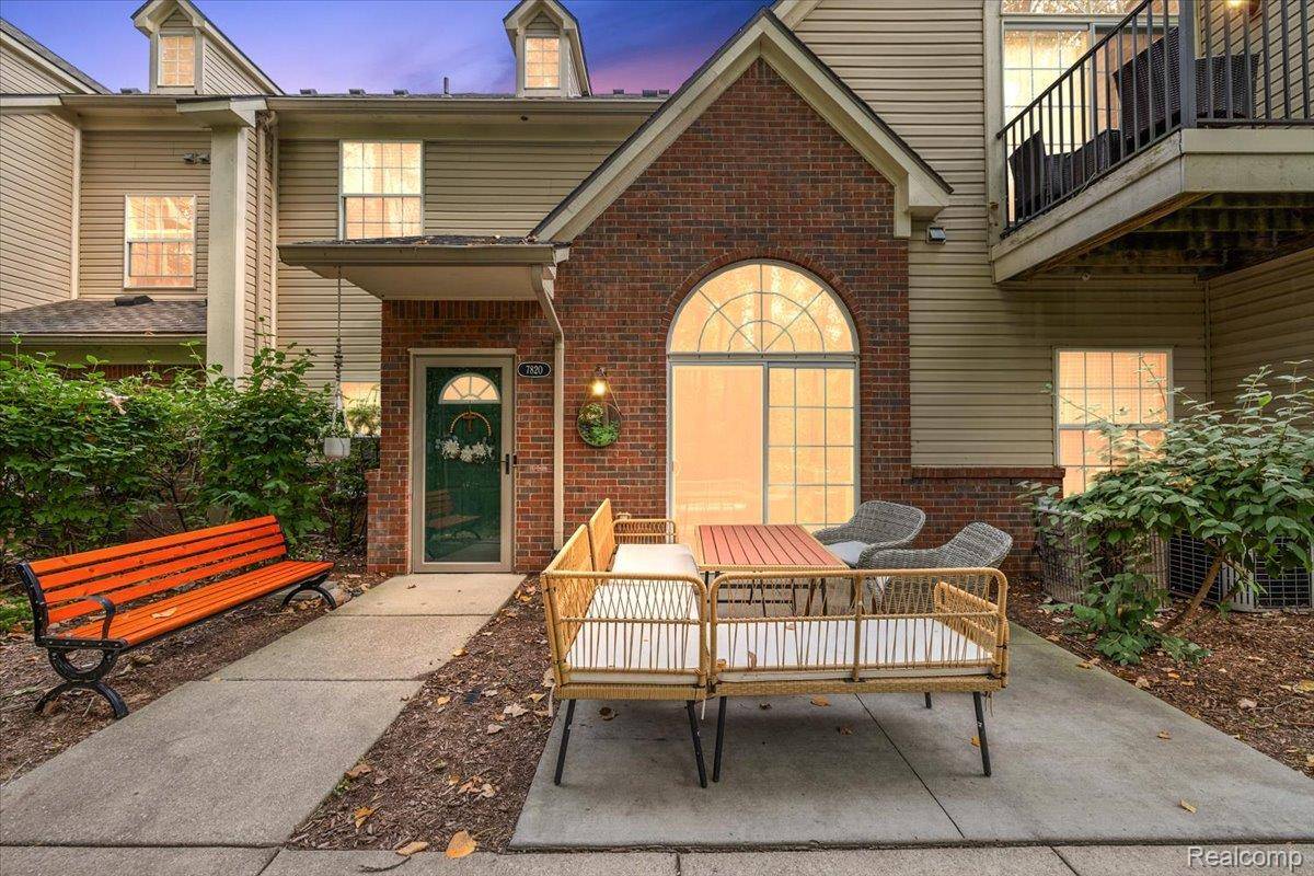 Shelby Twp, MI 48316,7820 Marie DR