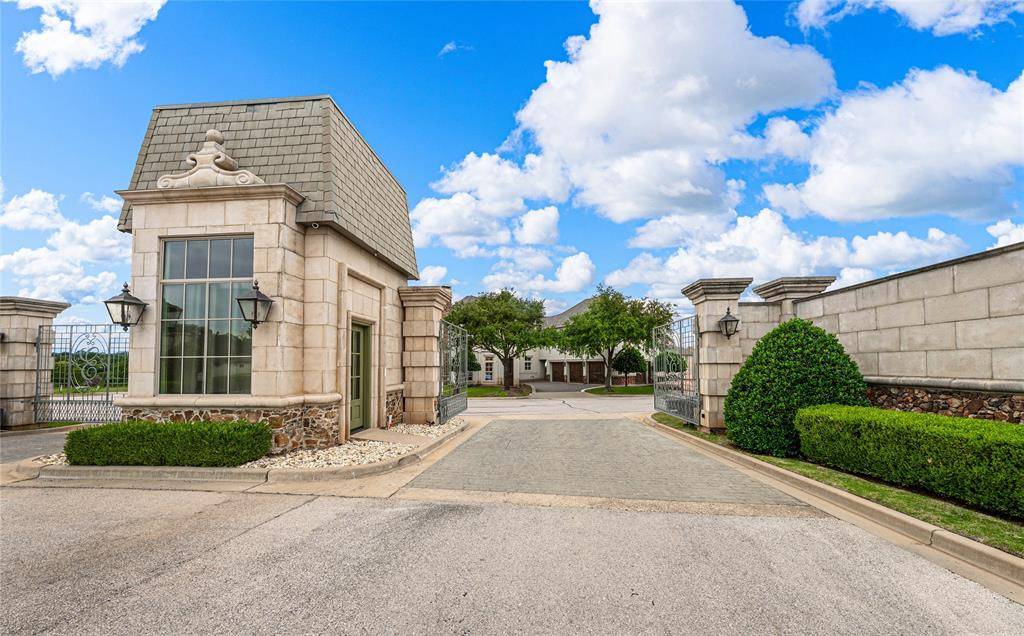 Waco, TX 76708,Package Deal - The Enclave Court