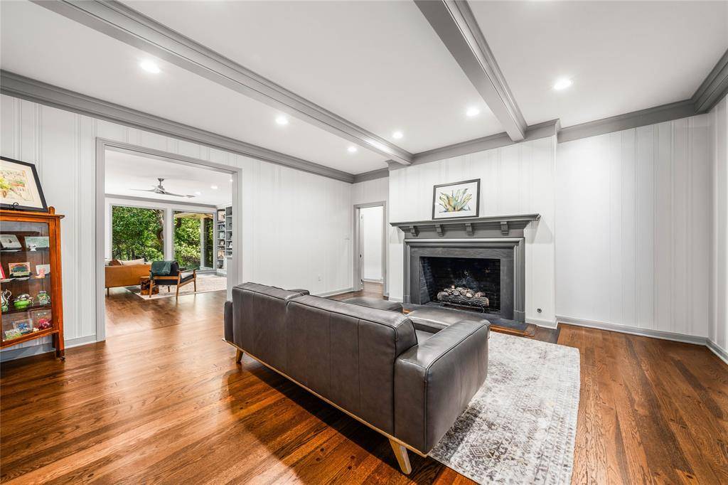 Waco, TX 76710,2825 Lake Air Drive