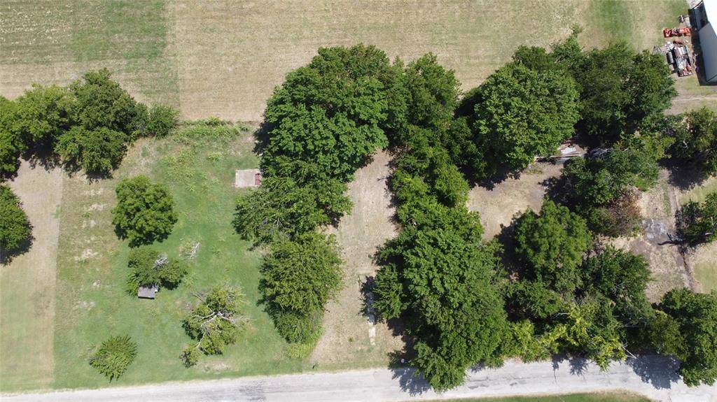 Newark, TX 76071,210 Killough Street