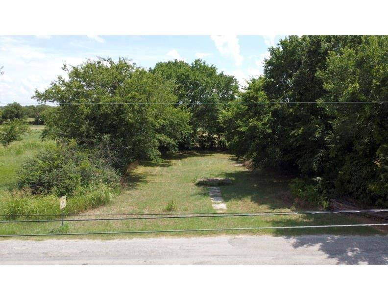 Newark, TX 76071,210 Killough Street