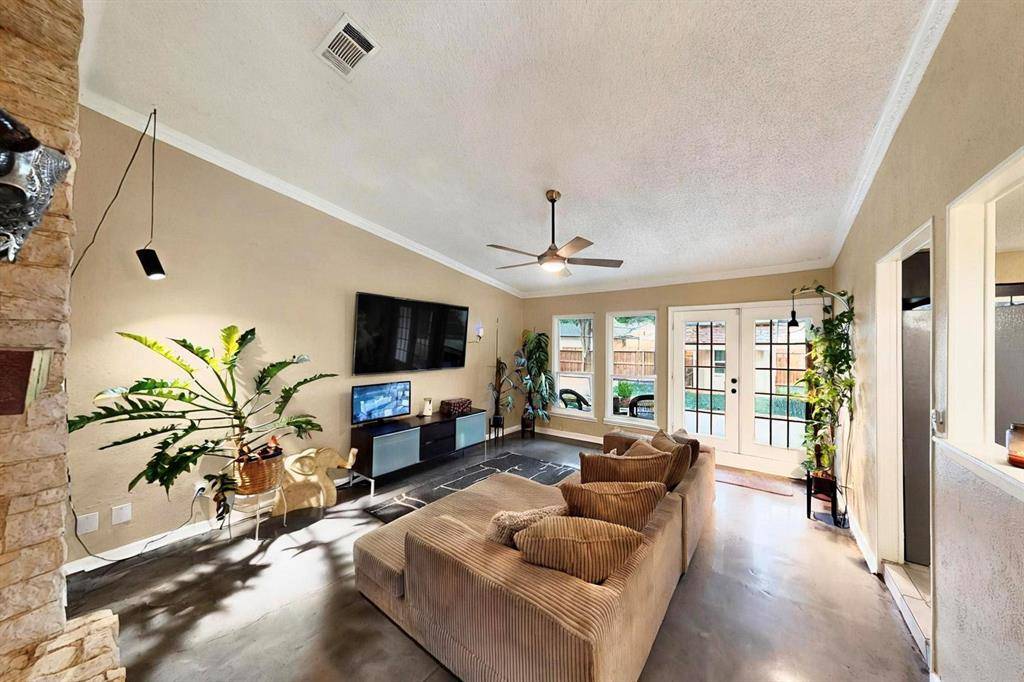 Dallas, TX 75238,11142 Cactus Lane