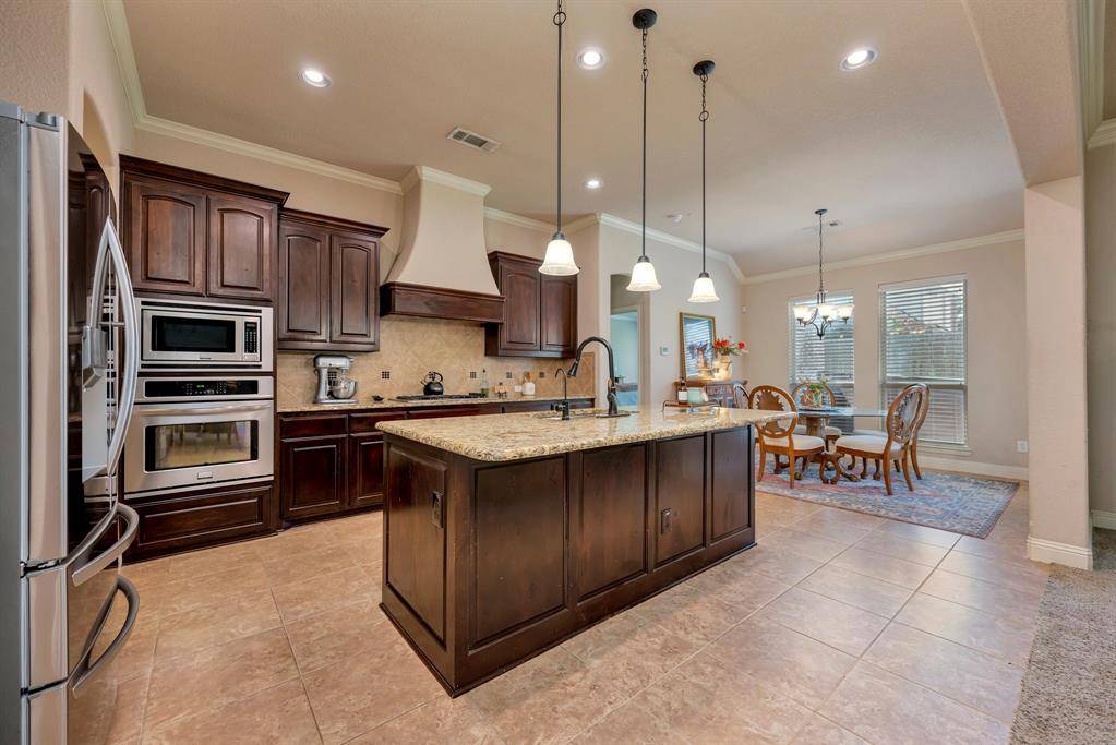 Burleson, TX 76028,129 Mckinley Drive