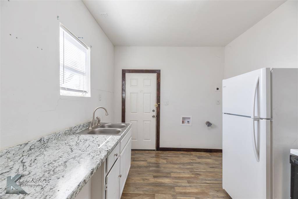 Hamlin, TX 79520,344 SW Avenue A