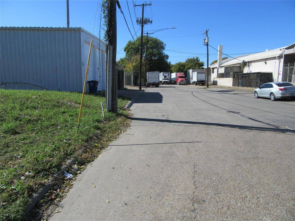 Dallas, TX 75215,2419 Logan Street