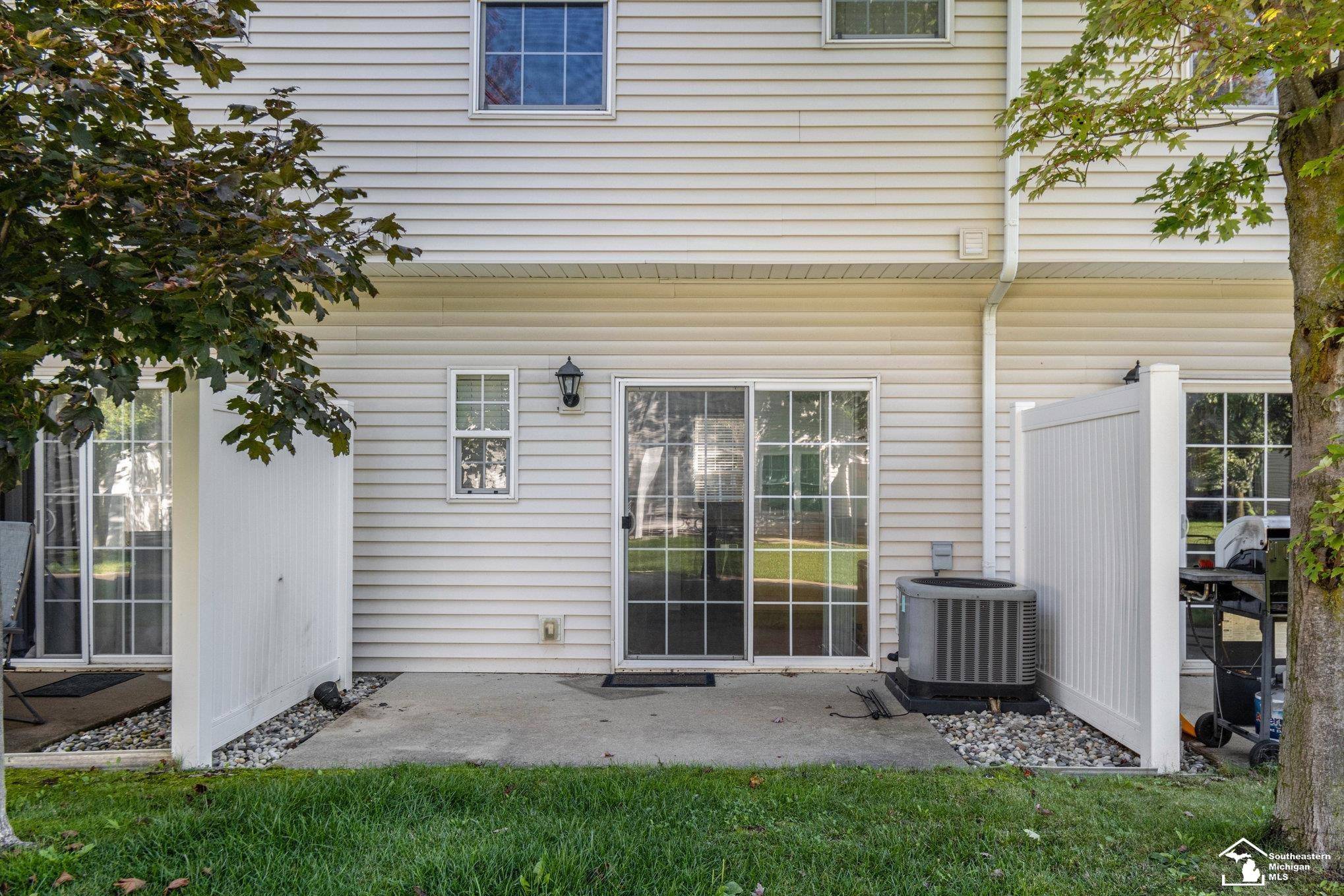 Dundee, MI 48131,144 Wilmington DR