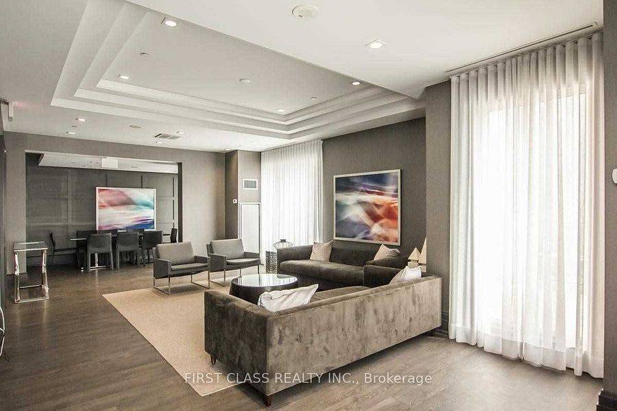 Toronto C03, ON M5P 0A3,60 Berwick AVE #606