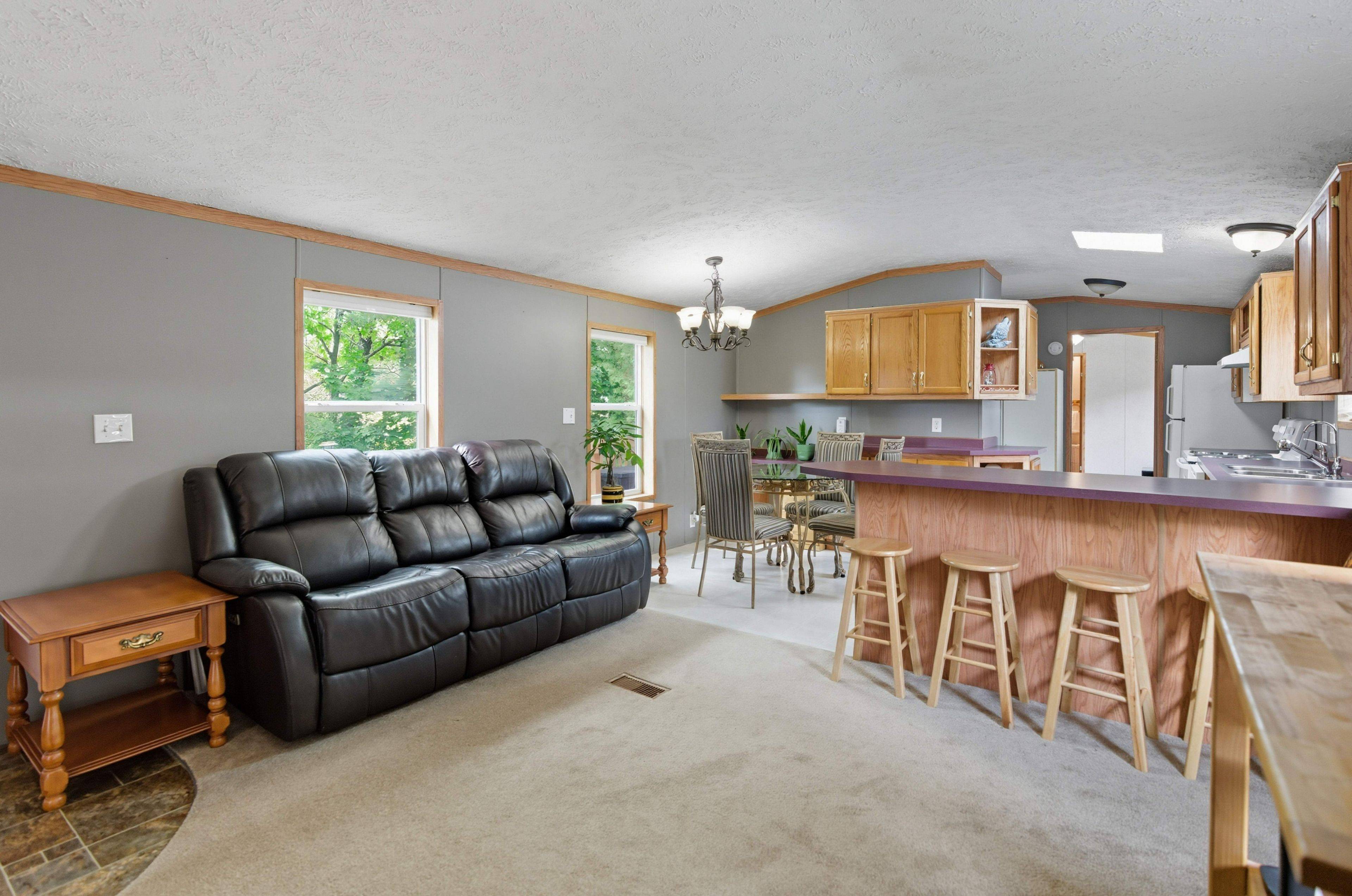 Hamilton, ON N0B 2J0,1294 8th Concession RD W #31