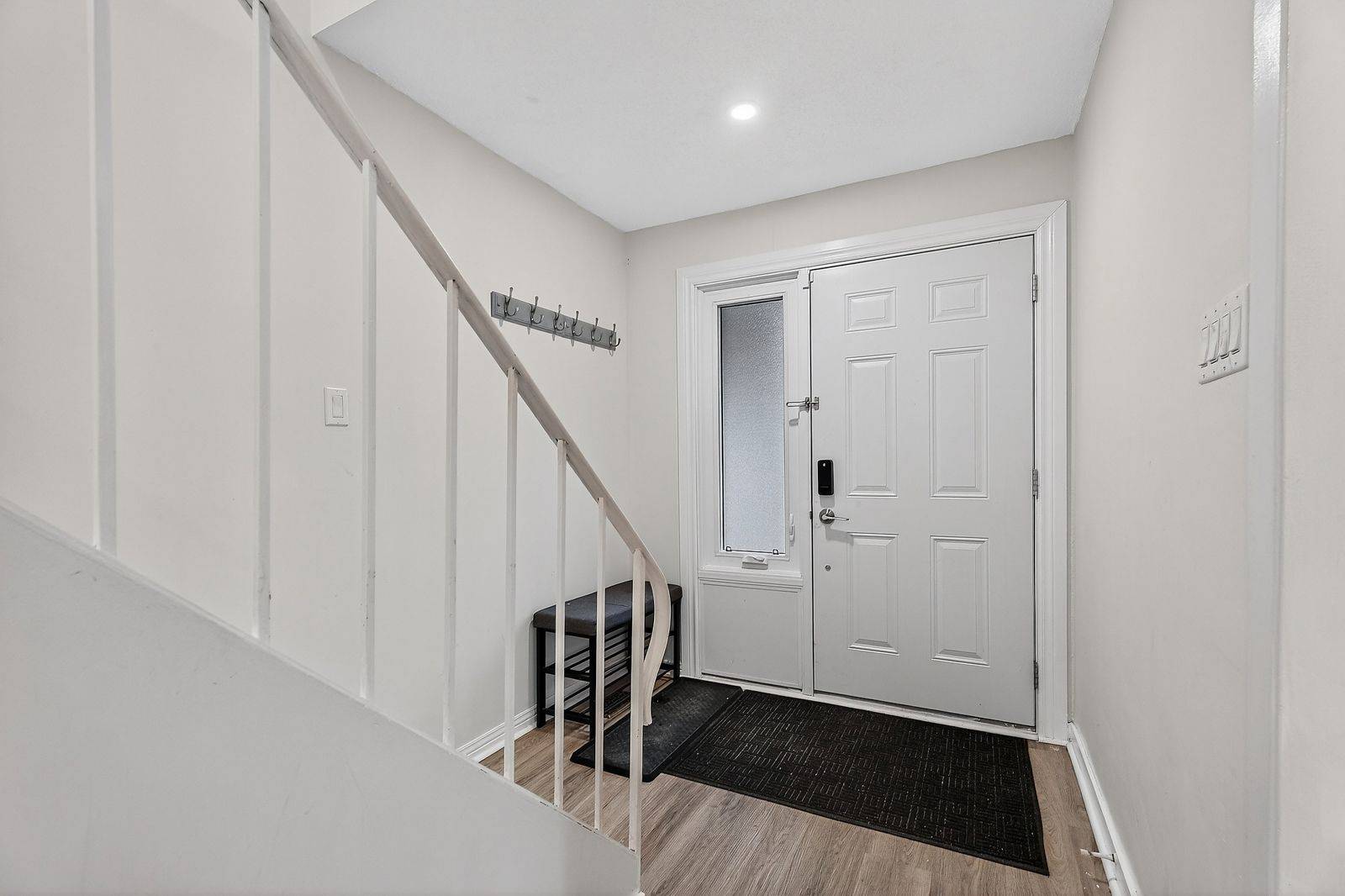 Beacon Hill North - South And Area, ON K1J 7T5,837 EASTVALE DR #26