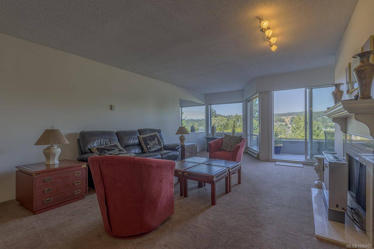 Nanaimo, BC V9S 5P1,2560 Departure Bay Rd #104