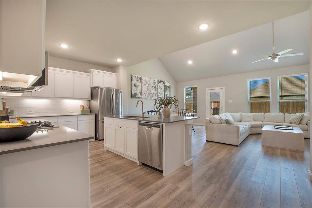 Lavon, TX 75166,367 Oak Creek Drive