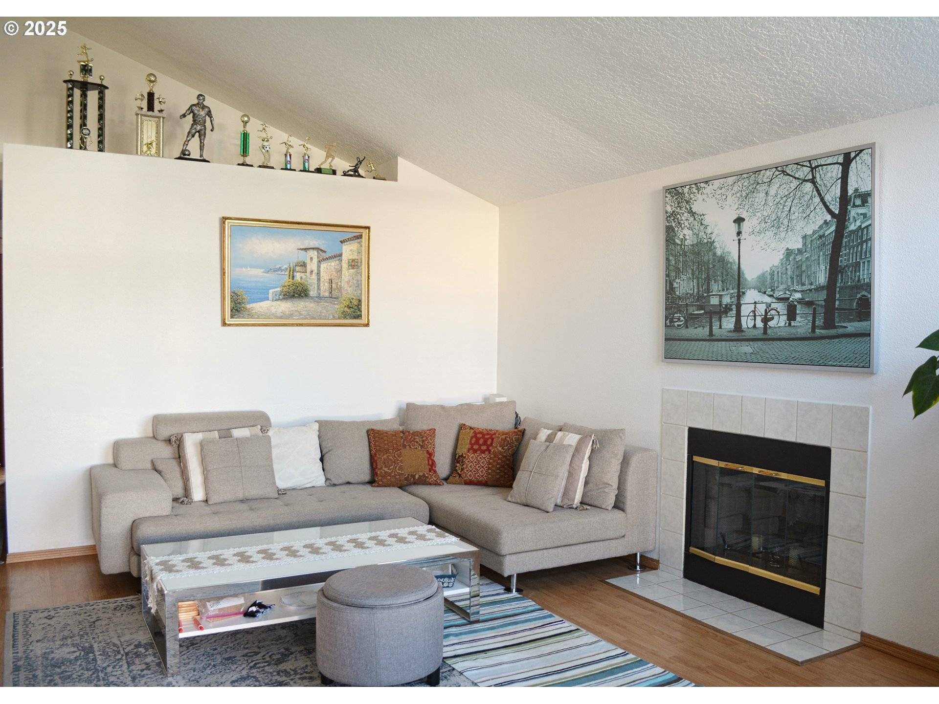 Portland, OR 97233,806 SE 151ST AVE