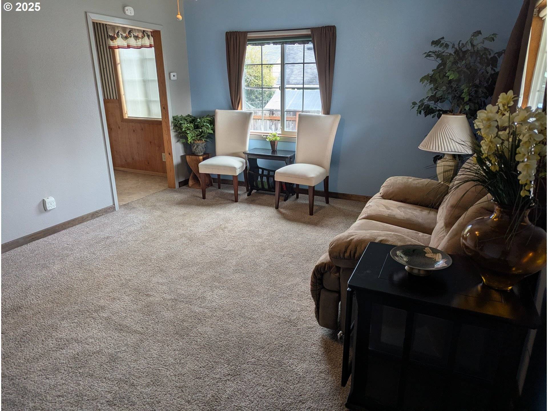 Coquille, OR 97423,940 W 16TH ST