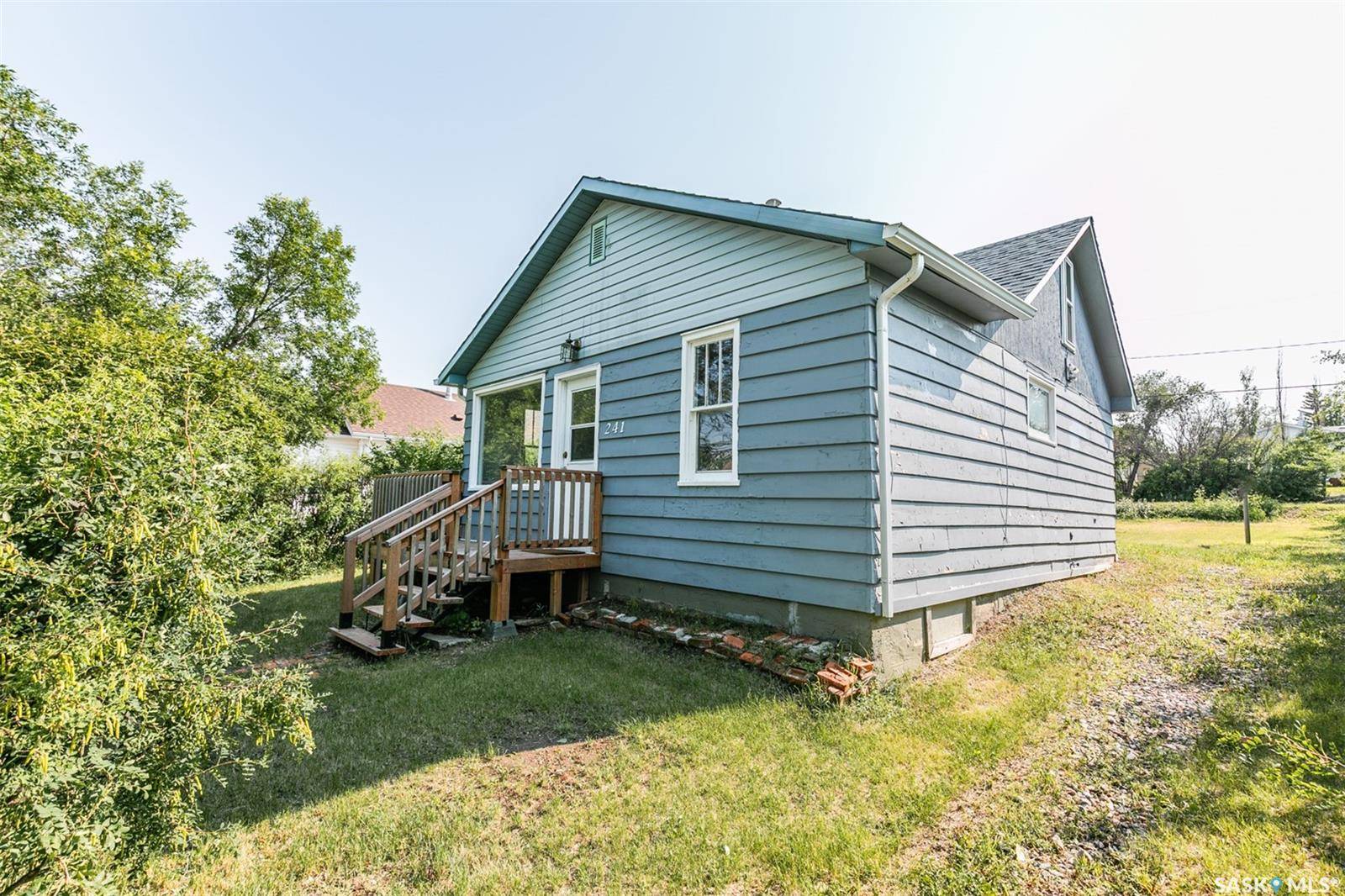 Kerrobert, SK S0L 1R0,241 Manitoba AVENUE